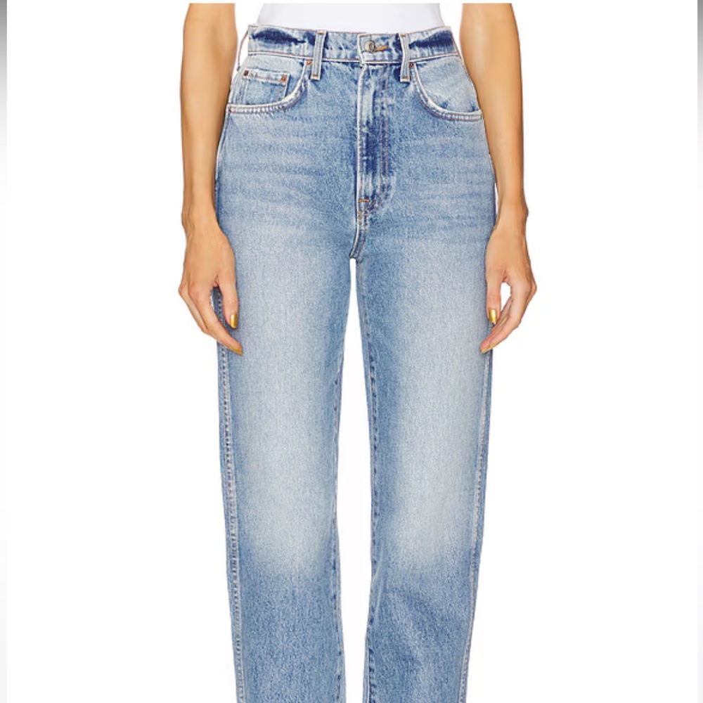 GRLFRND Sara Super High Rise Slim Straight Jeans in Astoria